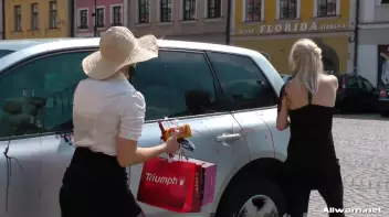 Mess Battle In the Main Square Screencap 7 on sinx.preview.netperv.com