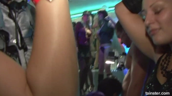 Welcome To The Mad House Part 5 - Cam 2 Screencap 96 on sinx.preview.netperv.com