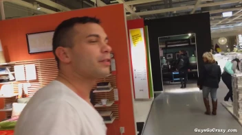 The Perfect Place For A Gay BJ! Screencap 19 on sinx.preview.netperv.com