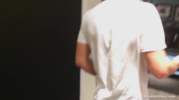 The Perfect Place For A Gay BJ! Screencap 20 on sinx.preview.netperv.com