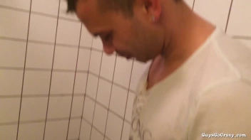 The Perfect Place For A Gay BJ! Screencap 26 on sinx.preview.netperv.com