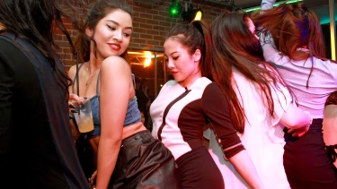 Latest deal - Party Hardcore Gone Crazy Vol. 34 Part 6 - Cam 1