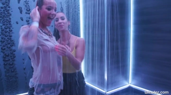 The Shower Brings Sensual Power! Screencap 17 on sinx.preview.netperv.com