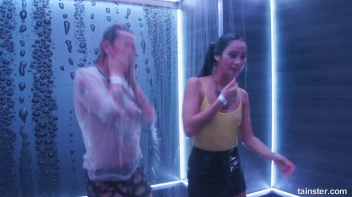 The Shower Brings Sensual Power! Screencap 20 on sinx.preview.netperv.com