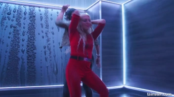 The Shower Brings Sensual Power! Screencap 76 on sinx.preview.netperv.com