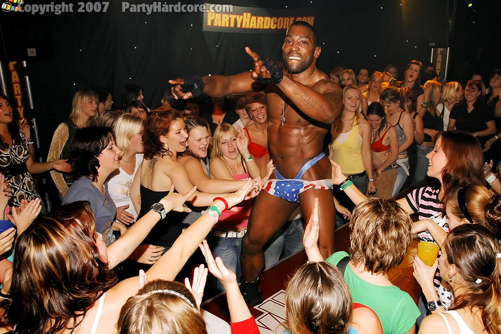 Party Hardcore Vol. 20 Part 2 on sinx.preview.netperv.com