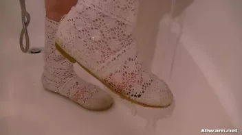 Shower And Shave Eurobabe Combo Screencap 34 on sinx.preview.netperv.com