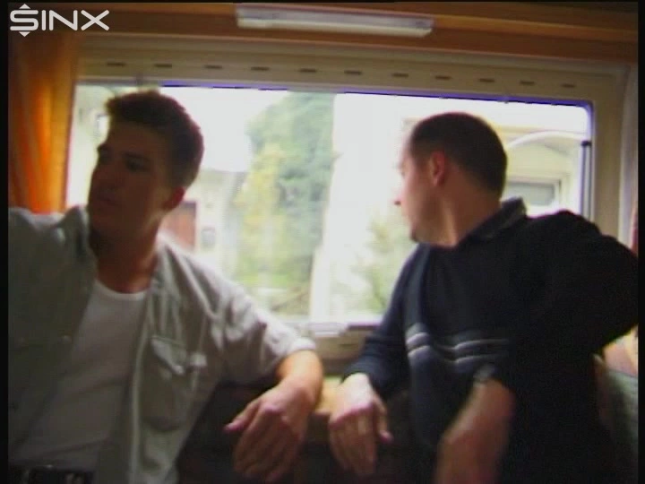 Geiler Dreier im Wohnwagen on sinx.preview.netperv.com