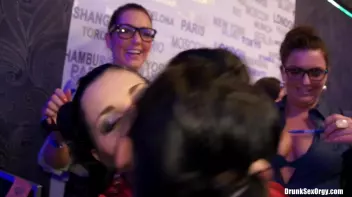 Office Gone Wild Part 1 - Main Edit Screencap 30 on sinx.preview.netperv.com