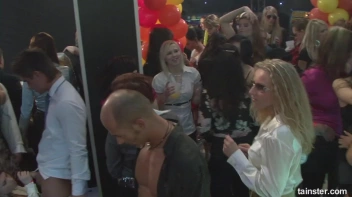 Gash Gamblers Part 5 - Cam 3 Screencap 66 on sinx.preview.netperv.com