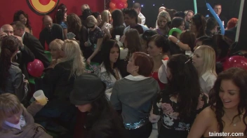 Gash Gamblers Part 5 - Cam 3 Screencap 24 on sinx.preview.netperv.com