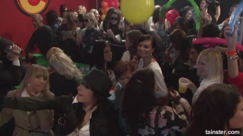 Gash Gamblers Part 5 - Cam 3 Screencap 25 on sinx.preview.netperv.com