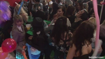 Gash Gamblers Part 5 - Cam 3 Screencap 28 on sinx.preview.netperv.com