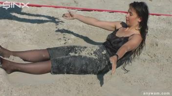 Gorgeous Girls Get Wet And Messy In The Park Screencap 60 on sinx.preview.netperv.com