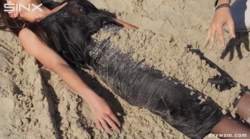 Gorgeous Girls Get Wet And Messy In The Park Screencap 78 on sinx.preview.netperv.com