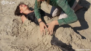 Gorgeous Girls Get Wet And Messy In The Park Screencap 83 on sinx.preview.netperv.com