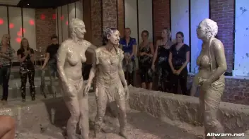 How Real Women Battle In The Mud Screencap 107 on sinx.preview.netperv.com