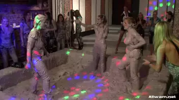 How Real Women Battle In The Mud Screencap 23 on sinx.preview.netperv.com