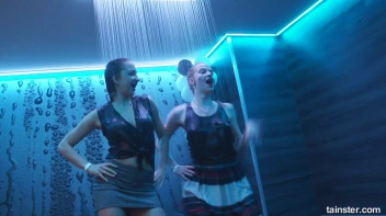 Wet And Working It!  Cuties Shake It Up! Screencap 58 on sinx.preview.netperv.com