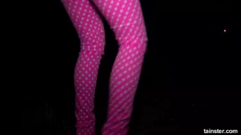 Victoria gets scared so bad she pees her pants Screencap 5 on sinx.preview.netperv.com