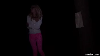 Victoria gets scared so bad she pees her pants Screencap 8 on sinx.preview.netperv.com