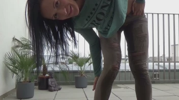 Voll in meine Hose gepisst Screencap 28 on sinx.preview.netperv.com