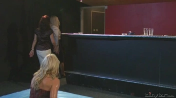 How Quickly Eurobabe Drama Turns To Catfighting! Screencap 23 on sinx.preview.netperv.com