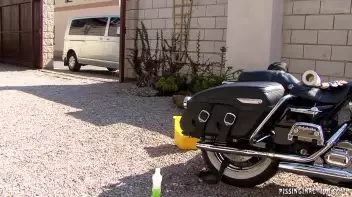 Exchange Student Learns The Local Customs Screencap 7 on sinx.preview.netperv.com