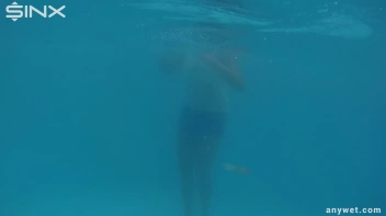 Sexy Swim Babes Play In The Pool Screencap 9 on sinx.preview.netperv.com