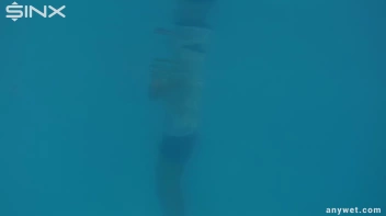 Sexy Swim Babes Play In The Pool Screencap 10 on sinx.preview.netperv.com