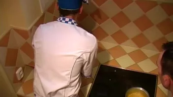 Bisexual Threesome At The Restaurant Screencap 5 on sinx.preview.netperv.com