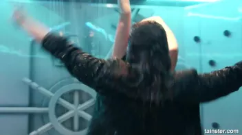 From bad girls to wet girls Screencap 52 on sinx.preview.netperv.com