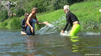 Fun Fueled Water Fight Heads To The River Screencap 13 on sinx.preview.netperv.com