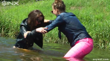 Fun Fueled Water Fight Heads To The River Screencap 16 on sinx.preview.netperv.com