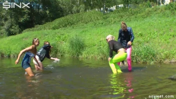 Fun Fueled Water Fight Heads To The River Screencap 7 on sinx.preview.netperv.com