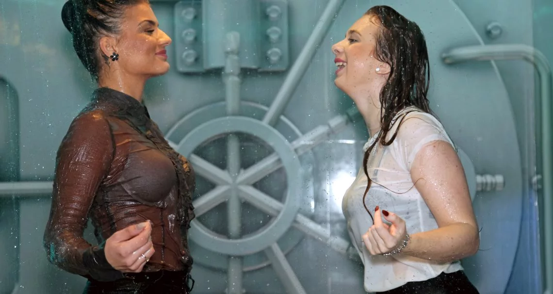 Soaking wet shower adicts on sinx.preview.netperv.com