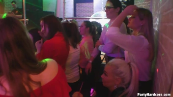 Party Hardcore Gone Crazy Vol. 40 Single Cut: Part 2 - Cam 2 Screencap 92 on sinx.preview.netperv.com