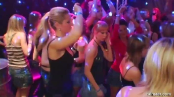 Blue Jean Babes Part 1 Cam 2 Screencap 98 on sinx.preview.netperv.com