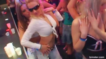 Blue Jean Babes Part 1 Cam 2 Screencap 33 on sinx.preview.netperv.com