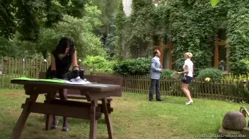 Big Piss Plans In The Park Screencap 1 on sinx.preview.netperv.com