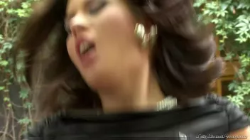 Big Piss Plans In The Park Screencap 47 on sinx.preview.netperv.com