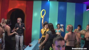 Bikini Beach Balls Part 3 - Cam 2 Screencap 36 on sinx.preview.netperv.com