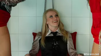 Eurobabe Pool Play Screencap 51 on sinx.preview.netperv.com