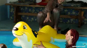 Eurobabe Pool Play Screencap 76 on sinx.preview.netperv.com