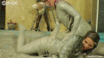 Sexy Professionals Mud Wrestling Mania Screencap 39 on sinx.preview.netperv.com