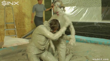Sexy Professionals Mud Wrestling Mania Screencap 50 on sinx.preview.netperv.com