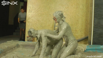 Sexy Professionals Mud Wrestling Mania Screencap 57 on sinx.preview.netperv.com