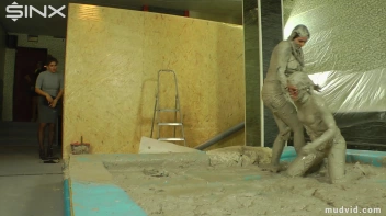 Sexy Professionals Mud Wrestling Mania Screencap 59 on sinx.preview.netperv.com