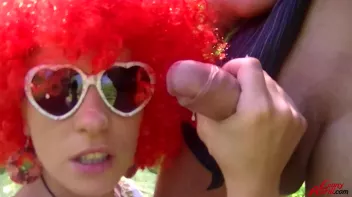 Hippy Chicks Crave That Dick! Screencap 101 on sinx.preview.netperv.com