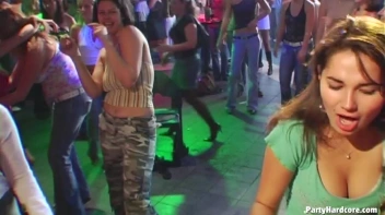 Party Hardcore Vol. 86 Part 1 - Cam 2 Screencap 116 on sinx.preview.netperv.com
